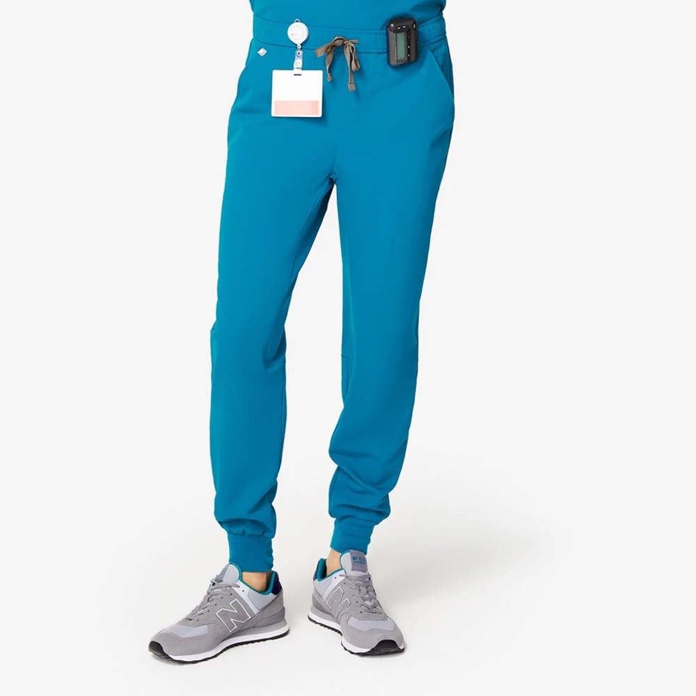 Figs Men's Alps Blue Tansen Short Jogger XS